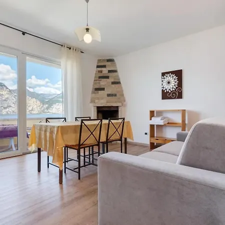 Lägenhet Casa Edda